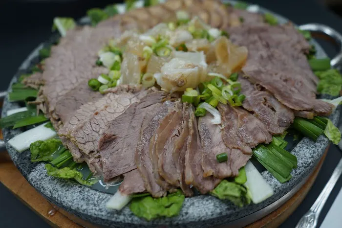 Claypot Seolleongtang 6
