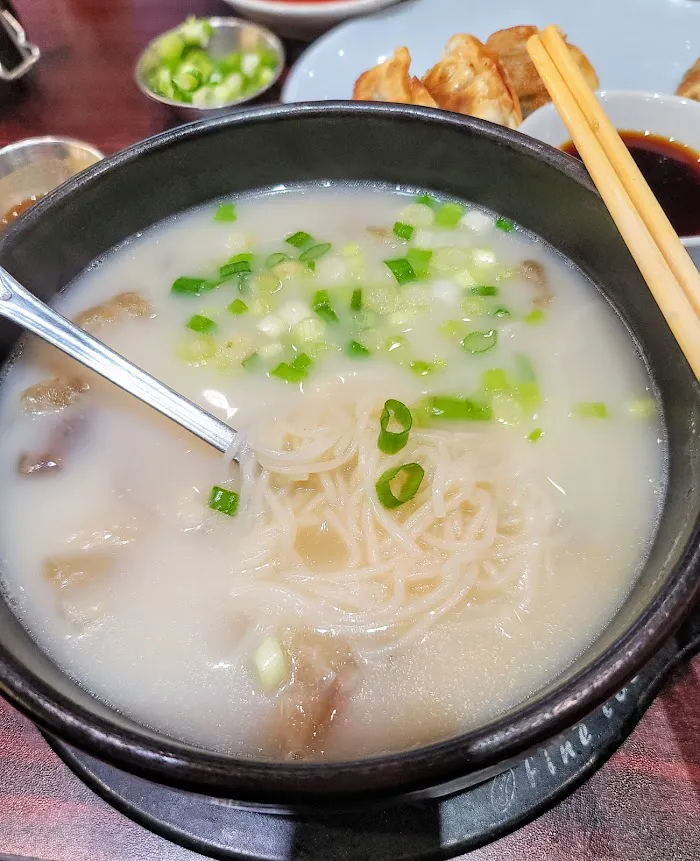 Claypot Seolleongtang 7