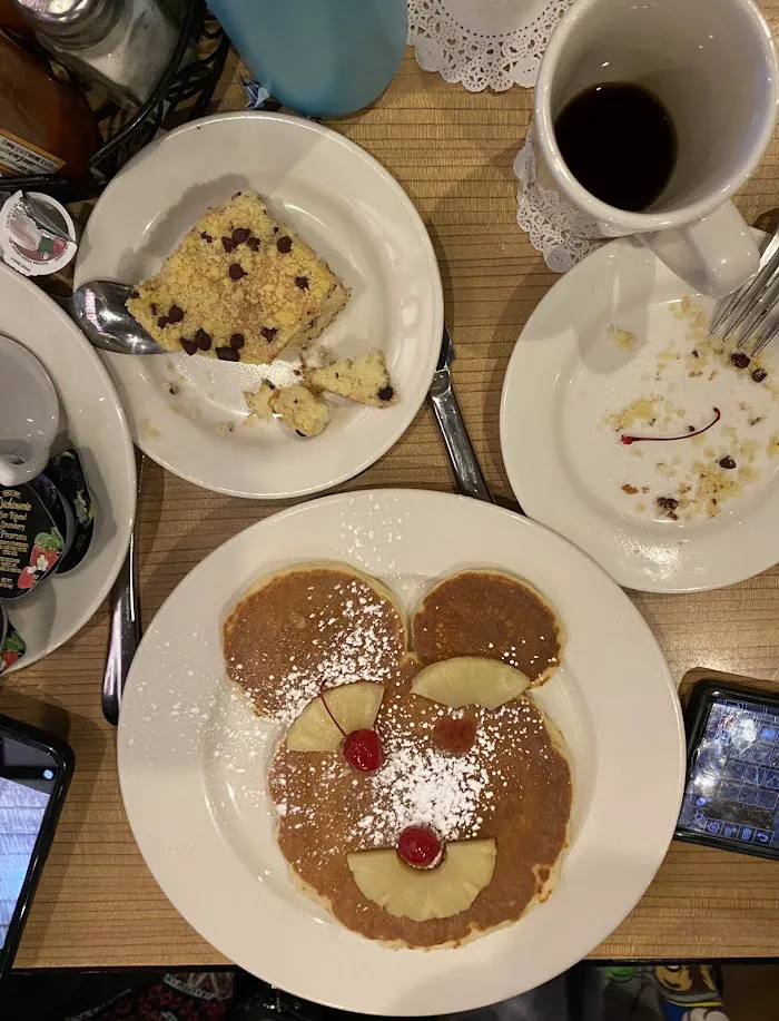 Omega Restaurant & Bakery 5