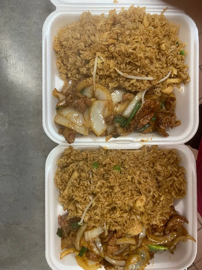 Sizzling Wok Chinese Restaurant 5