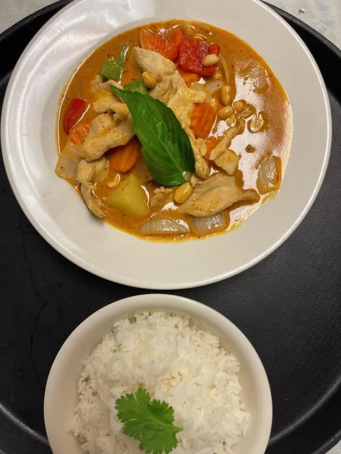 Xay's Kitchen Laos & Thai Cuisine 9