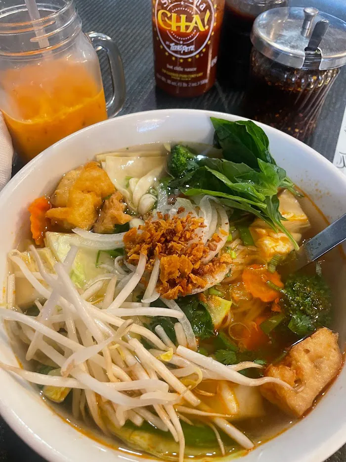 Xay's Kitchen Laos & Thai Cuisine 8