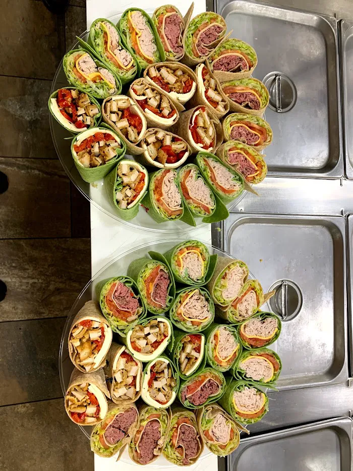Ginos Grab 'n' Go (Deli, Pizza & Cigars Shop) 6