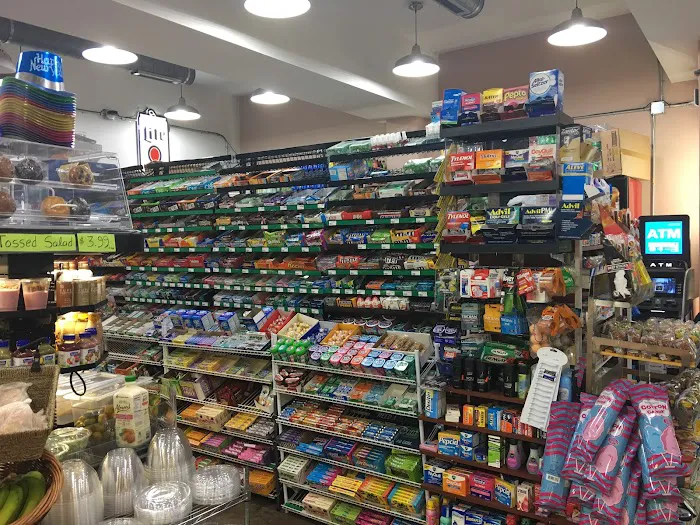 Ginos Grab 'n' Go (Deli, Pizza & Cigars Shop) 7