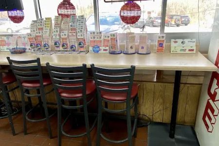 Gino's Deli & Pizza