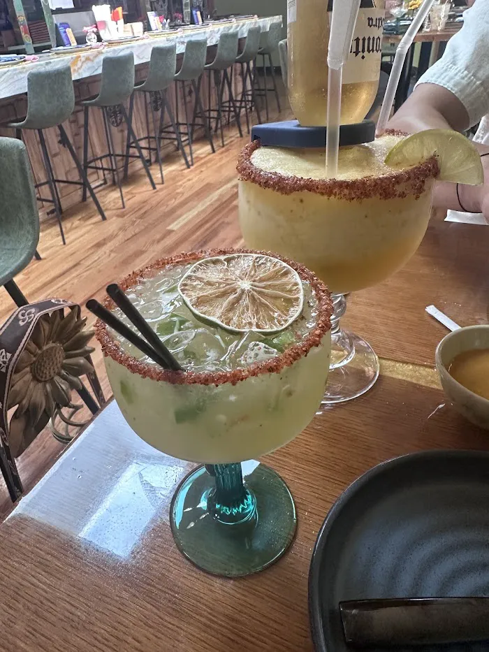 Casa Lu Mexican Restaurant 4