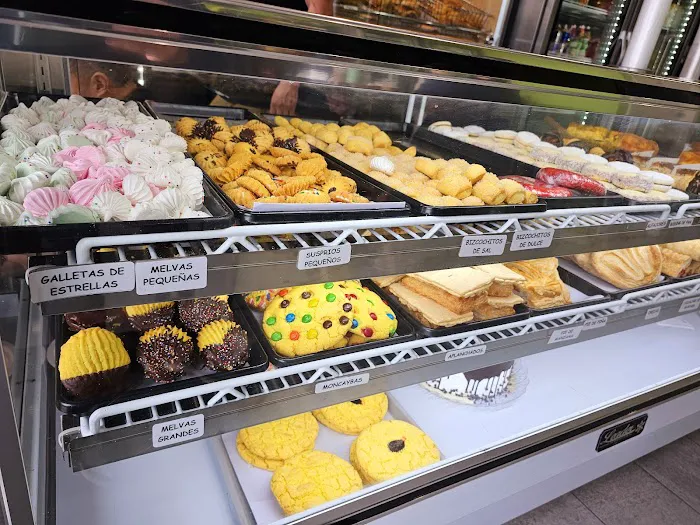 Sabor Ambateño Bakery Norwalk 2