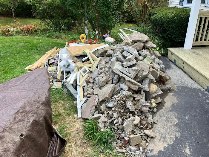 SJR Junk Removal & Sanitation 1