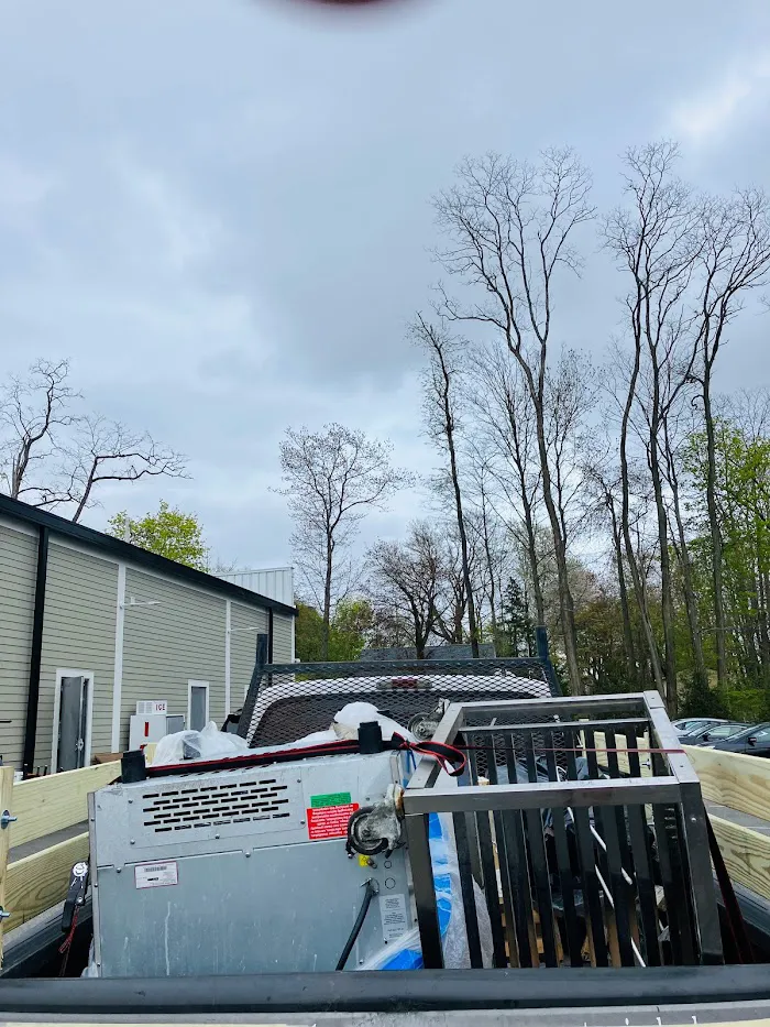 SJR Junk Removal & Sanitation 3