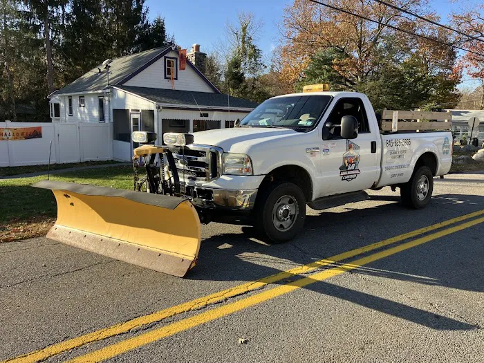 SJR Junk Removal & Sanitation 4