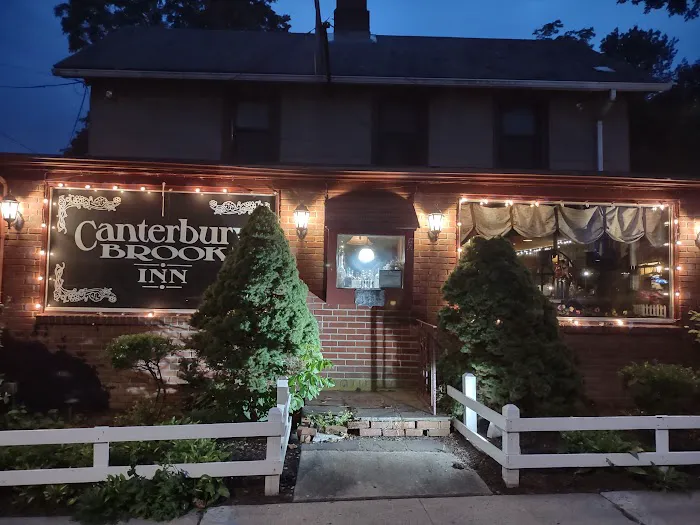 Canterbury Brook Inn 9