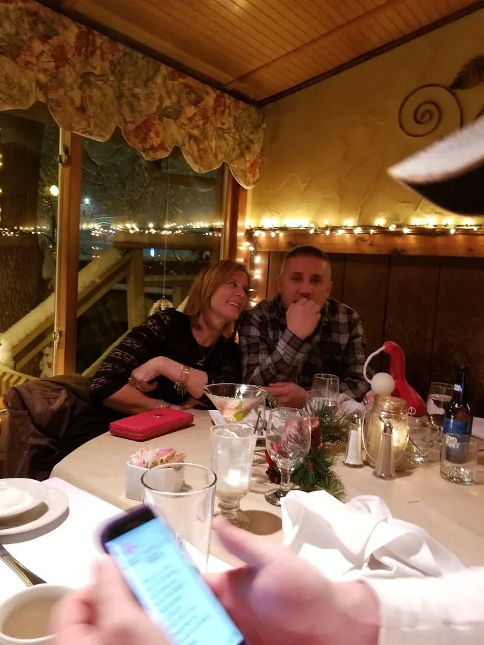 Canterbury Brook Inn 6