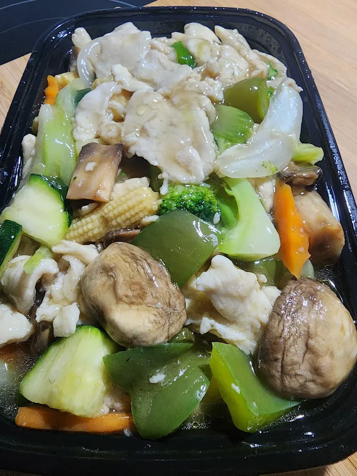 Chinn's Chinese Restaurant 4