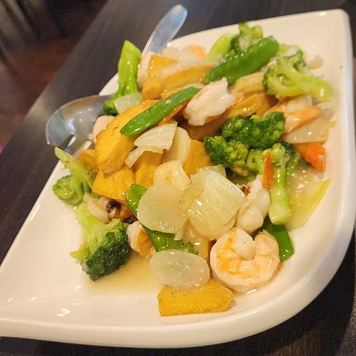 Yan Yan Chinese Cuisine 8