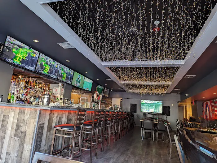Wasabi Restaurant & Bar 9