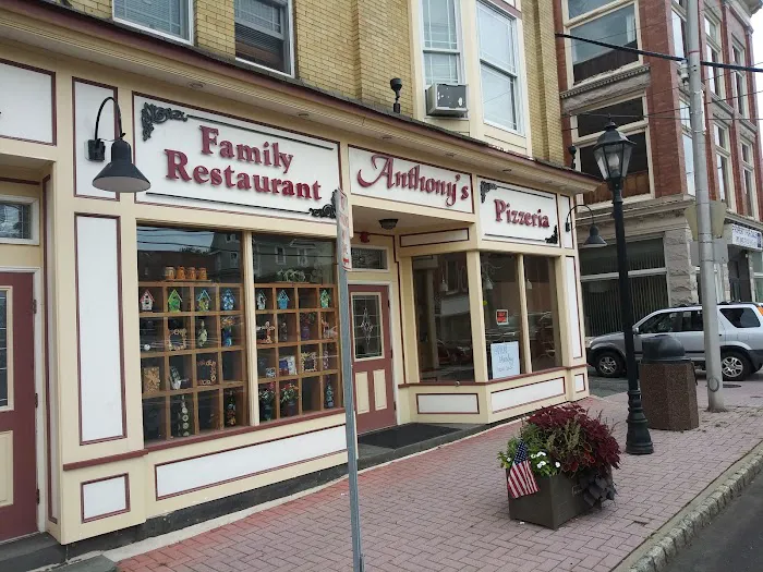 Anthony's Pizzeria & Family Restaurant 2