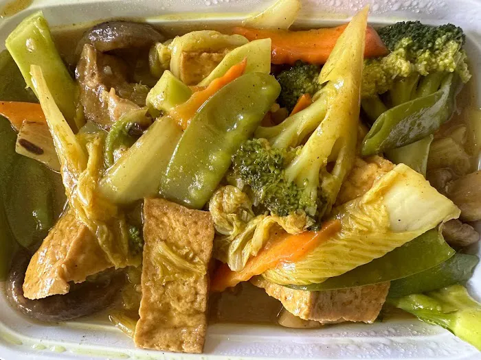 Lucky Wok Chinese Restaurant 5