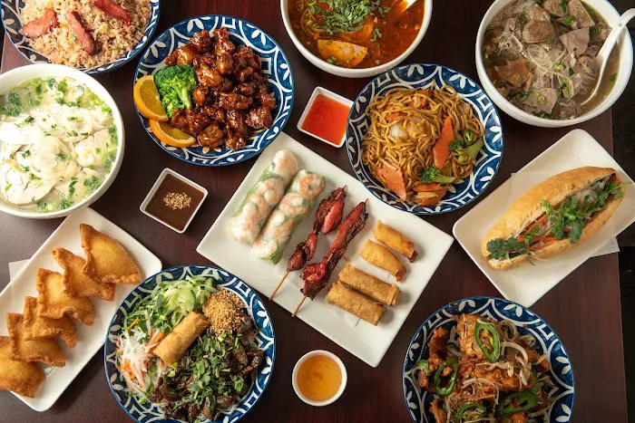 Pho Noodle Station & Bubble Tea 6