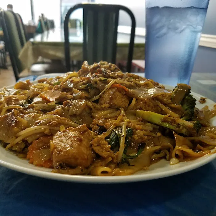 Spicy Thai Lao Restaurant 4