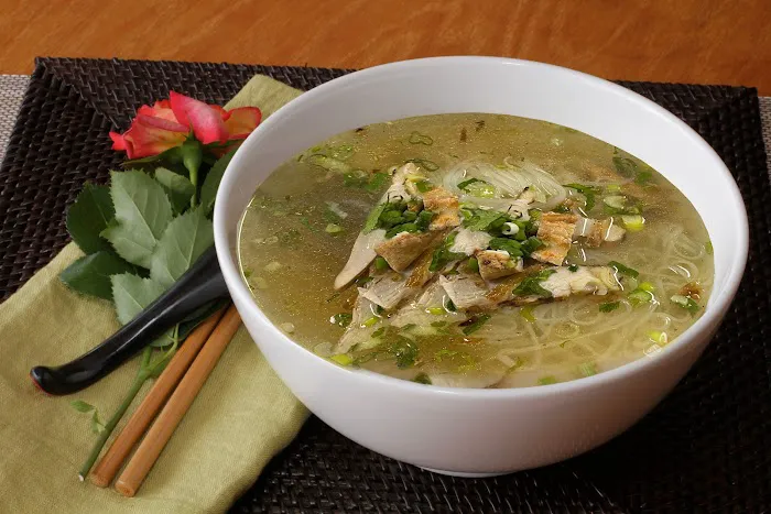 Noodles Pho U 7