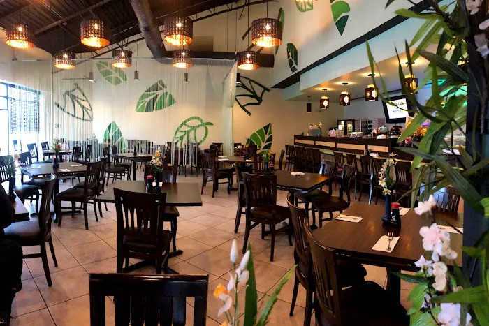 Lu's Sushi & Chinese 5