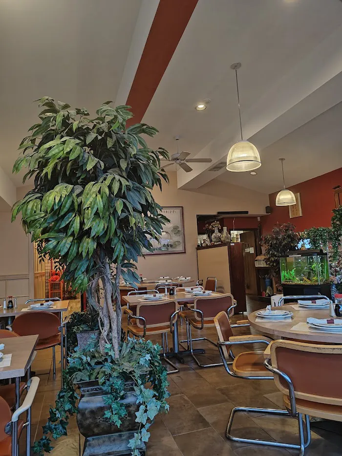 Royal Cantonese Restaurant 6