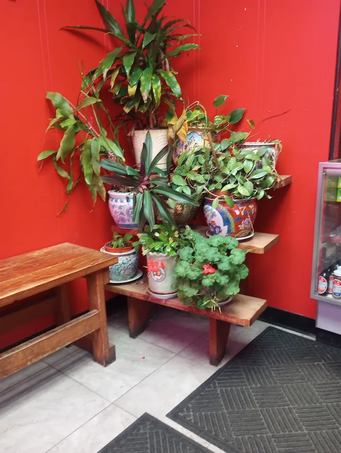 Gum Wah Restaurant 6