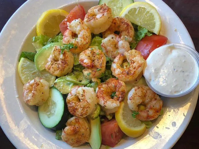 Les Brothers Restaurant 9