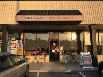 MIX N MAC - Mac & Cheese 0