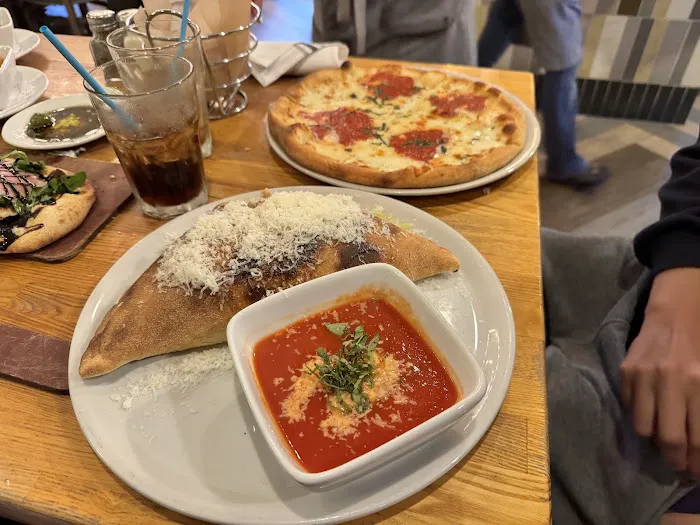 Cosimo's Brick Oven 5