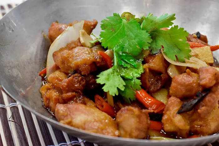 Hoja Asian Fusion 5