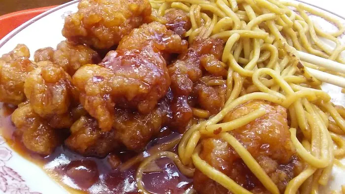 Ming's House Chinese Food 9