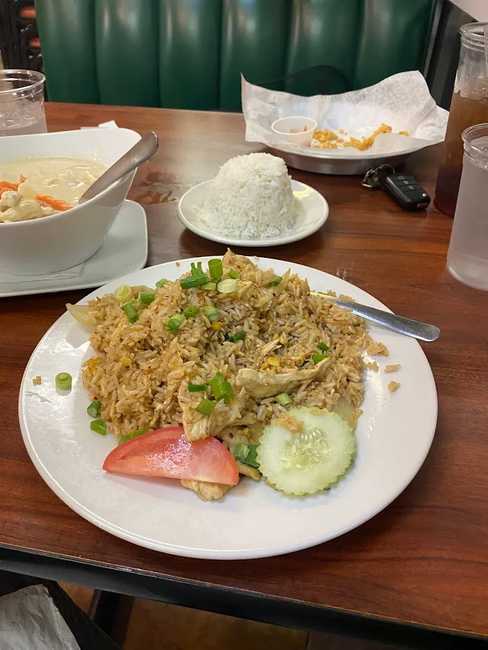 Knott's Asian Cuisine 6
