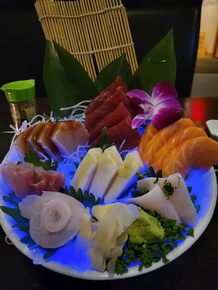 Sam's Sushi Bistro 9