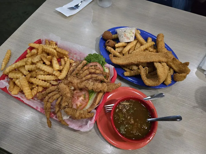 Doc’s Seafood and Steaks 10