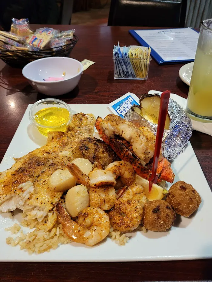 Wolf Bay Restaurant at Foley 10