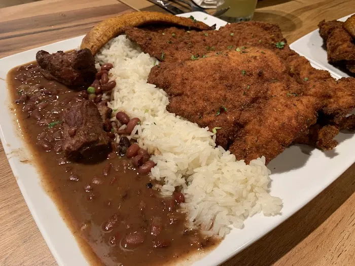 La Chiva Restaurant 3