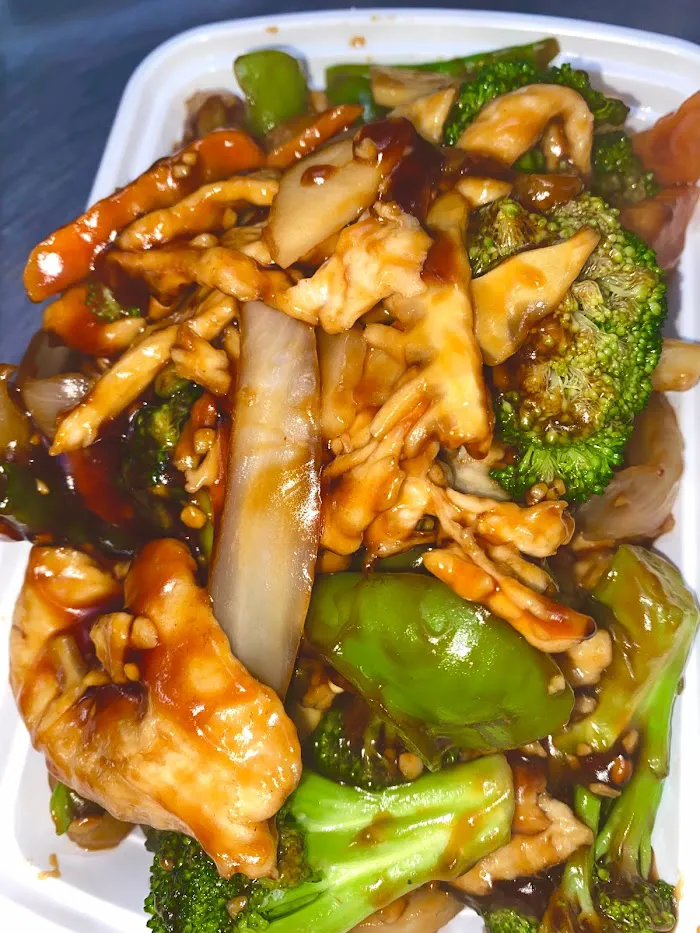 Yummy Kitchen (Coram) 4