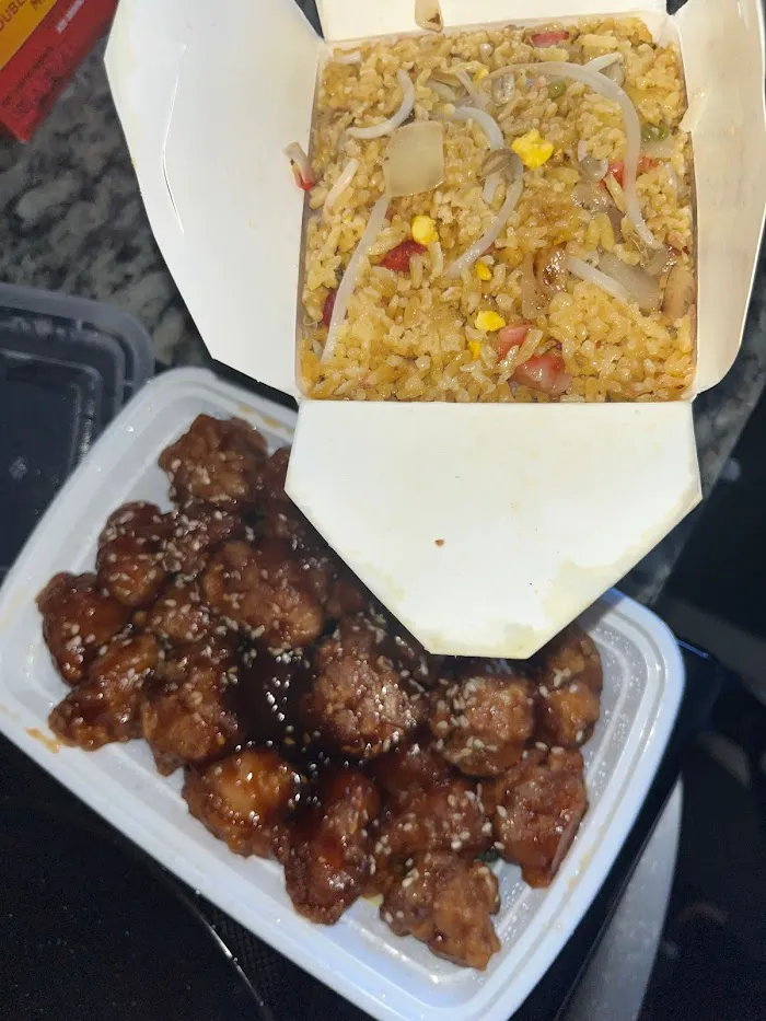 Peking Chinese & Japanese Food 7