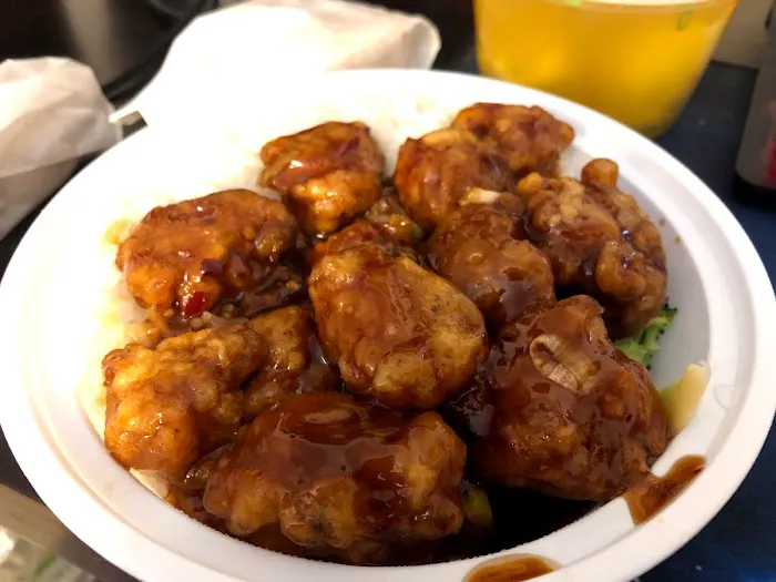 Peking Chinese & Japanese Food 3