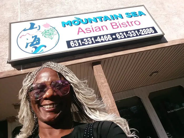 Mountain Sea Asian Bistro 7
