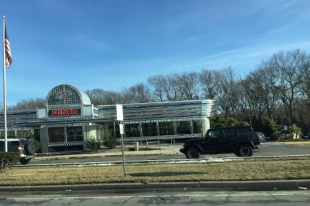 Lake Grove Diner