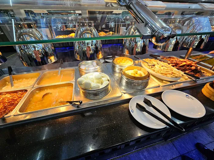 Umi Hotpot Sushi & Seafood Buffet | Hot pot restaurant 3