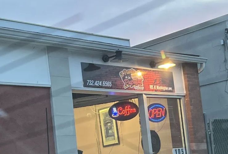 El Punto de las Pupusas Restaurant 1