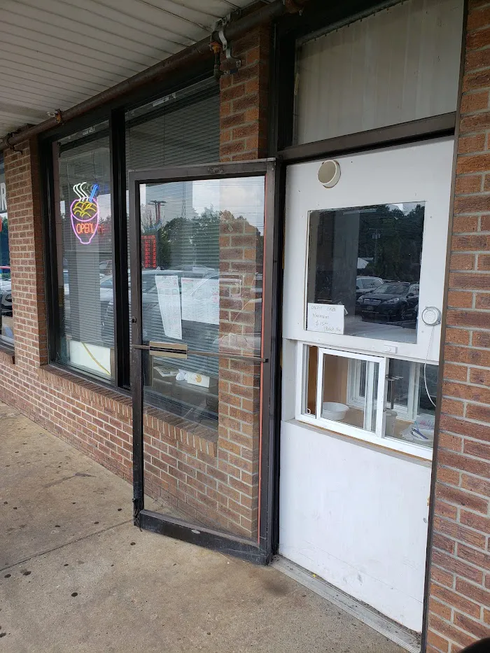 Liu's Kitchen Chinese Restaurant 7