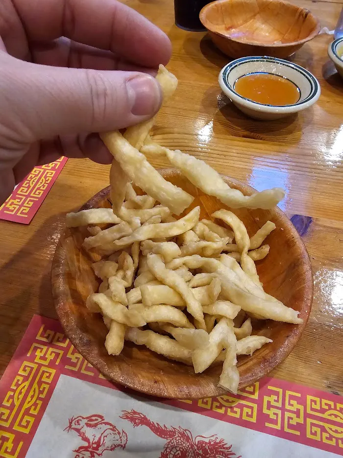 Larry's Chinese Restaurant and Bar 6