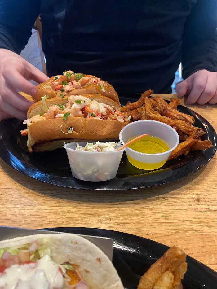 Mr Crabby's Seafood House & Sports Bar (NJ) 9