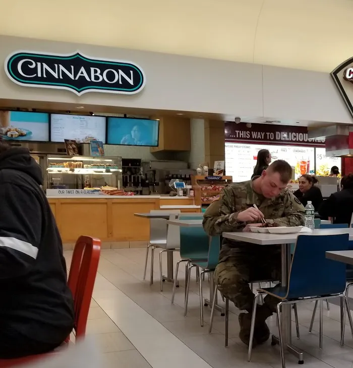 Cinnabon 8