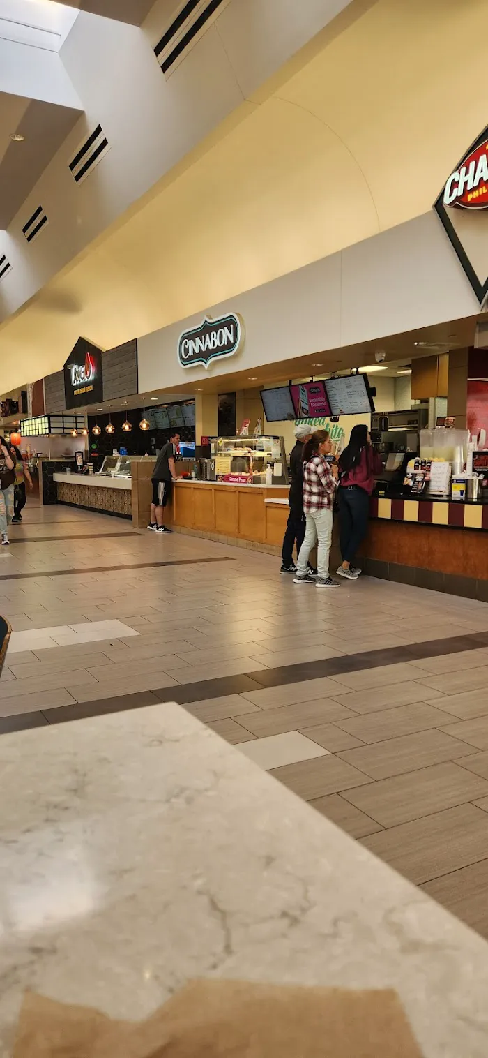 Cinnabon 9