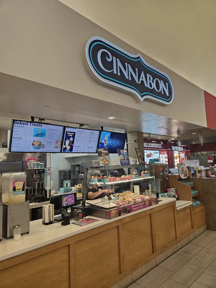 Cinnabon 2
